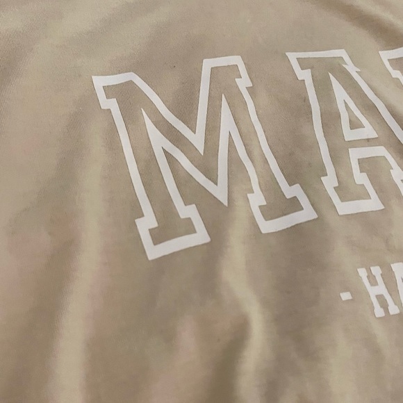 Oversized T-Shirt - Picture 2 of 3